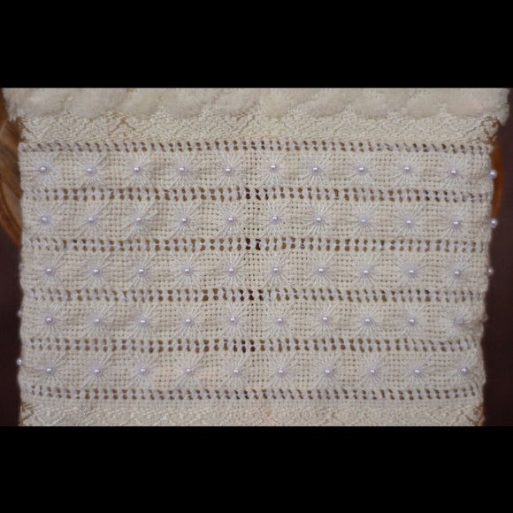 🆕 Handmade Embroidery Towel - Picture 2 of 8